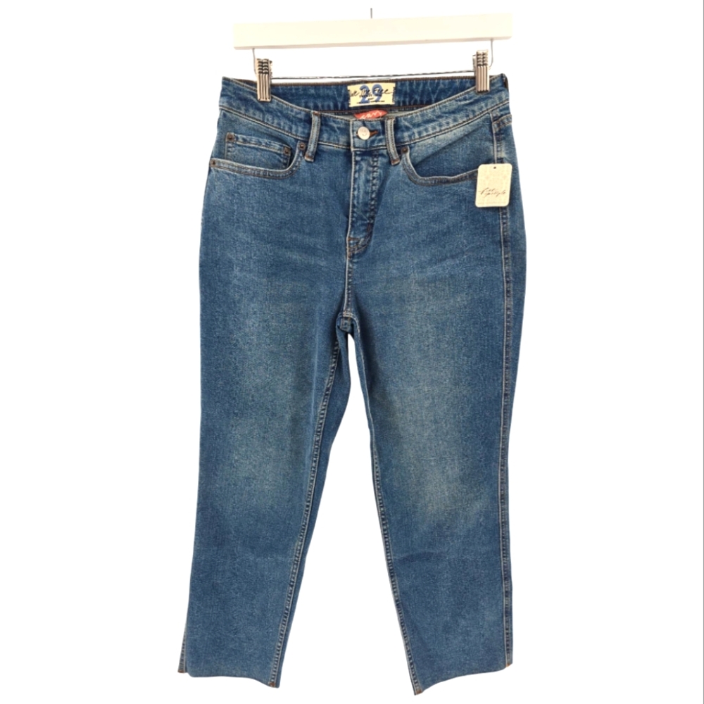 Free People NWT We The Free Curvy Jean 29 Short High Rise, Straight Leg, Stretch